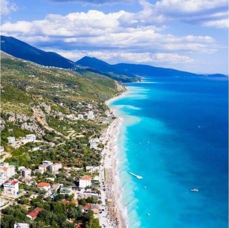 Terreno Costiero in Vendita – Prima Linea, Spiaggia di Borsh
