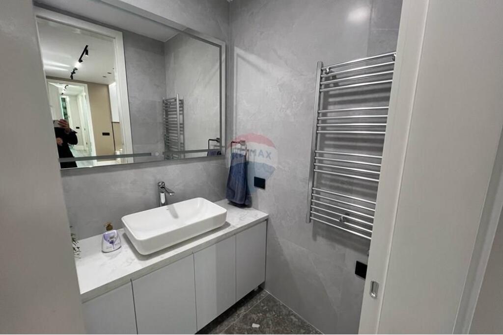 Apartment for rent in Bllok