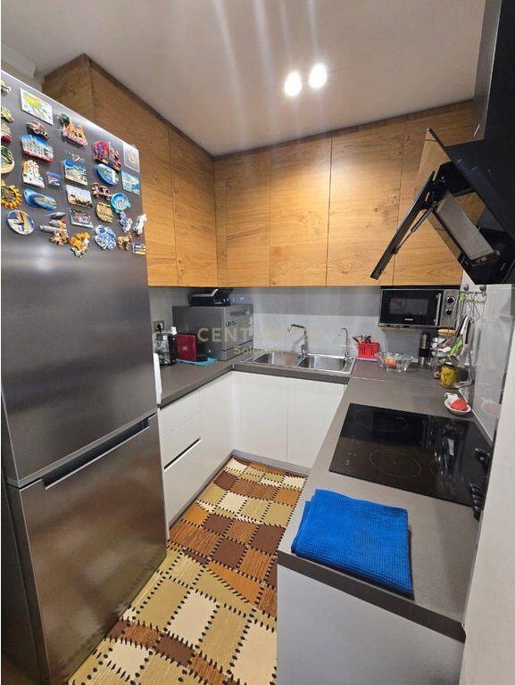 Apartment 2+1 for sale at Red School