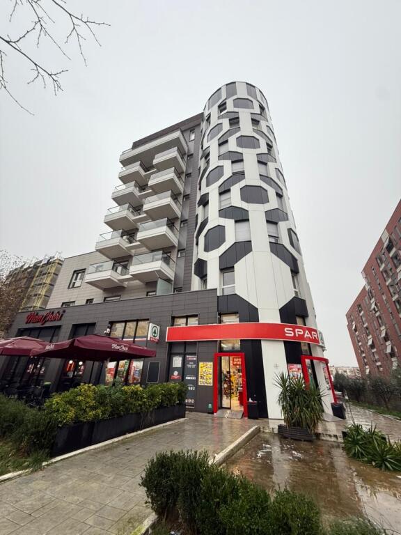 🏡 Shitet apartament 2+1 te Ali Demi, Pallat Spar