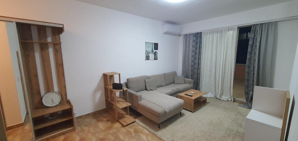 Apartment 1+1 for rent at the Commune of Paris