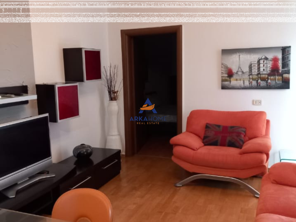 JEPET APARTAMENT ME QERA 1+1+ BALLKON 600 EURO