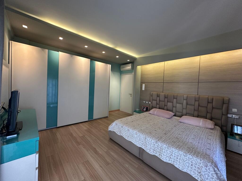 APARTMENT 2+1+2 FOR RENT, ZOGU I ZI, RING CENTER