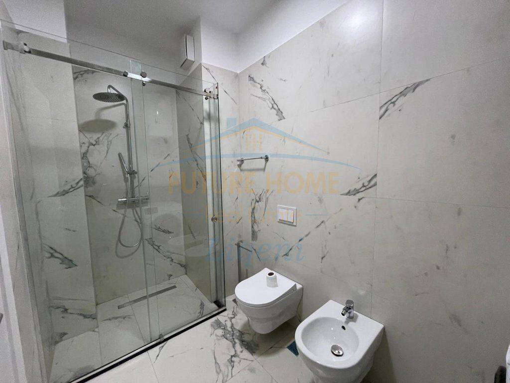 Affitto, Appartamento 1+1+Posto Auto, Lago Secco, Tirana.