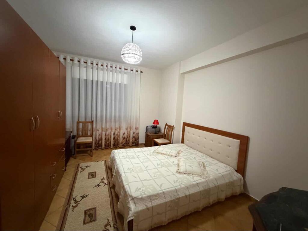 Appartamento 2+1 in affitto a Komuna e Parisit!