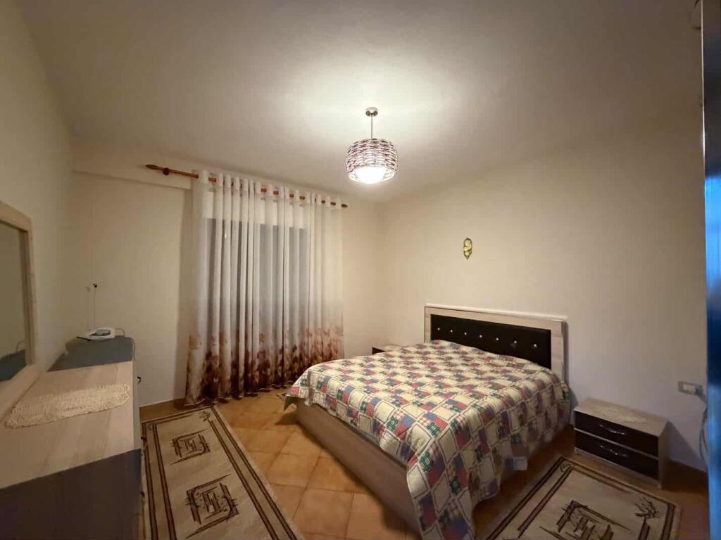 Appartamento 2+1 in affitto a Komuna e Parisit!