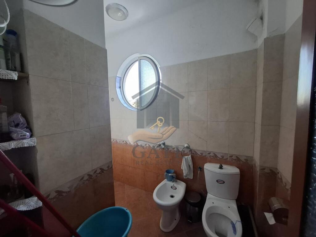 Appartamento 2+1+2 in Affitto– Durazzo (Vicino Hotel Adriatik)