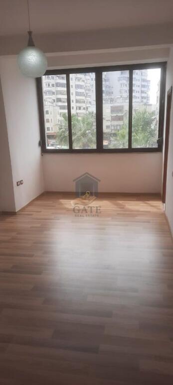 For sale, 2+1 Apartment, Train Station, Durres