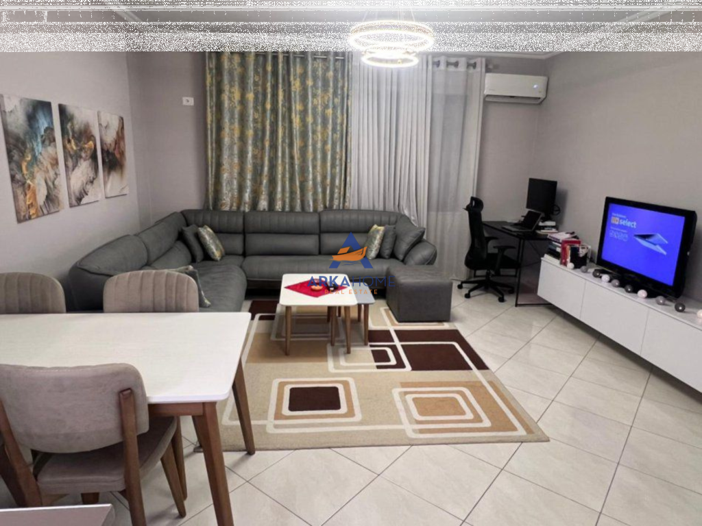 AFFITTASI APPARTAMENTO 1+1 "SOHO BAR,ASTIR" 450 EURO