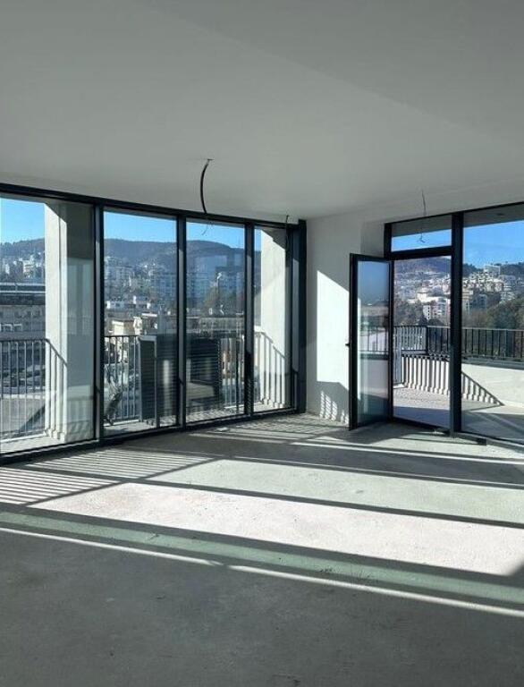 In vendita, Appartamento 3+1+2, Lake View Residence, Tirana