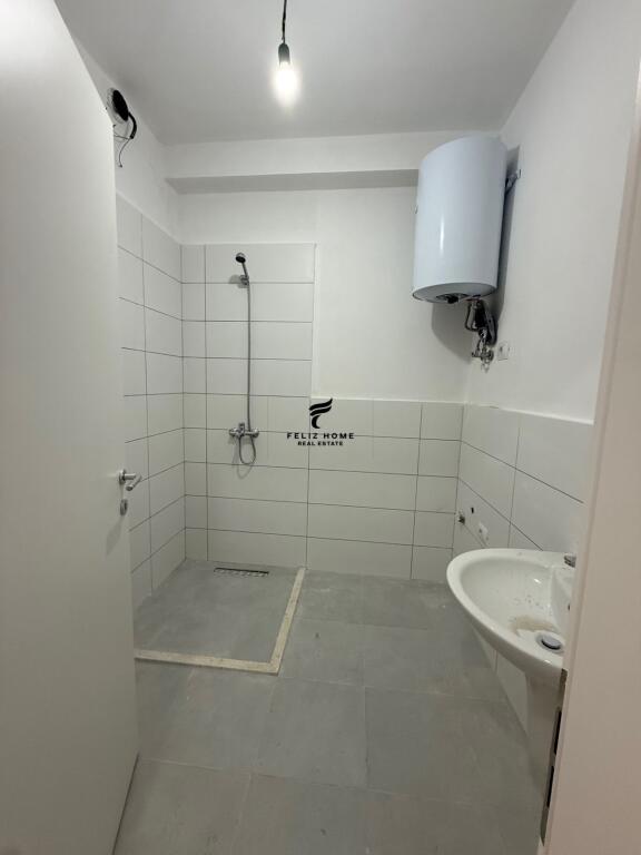 FOR SALE APARTMENT 1+1 ELBASAN STREET 130,000 EURO