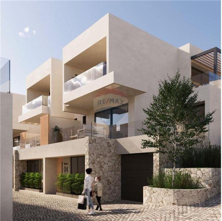 Vilë - Për Shitje - Vlorë, Vlorë(ID: 530401002-851)
