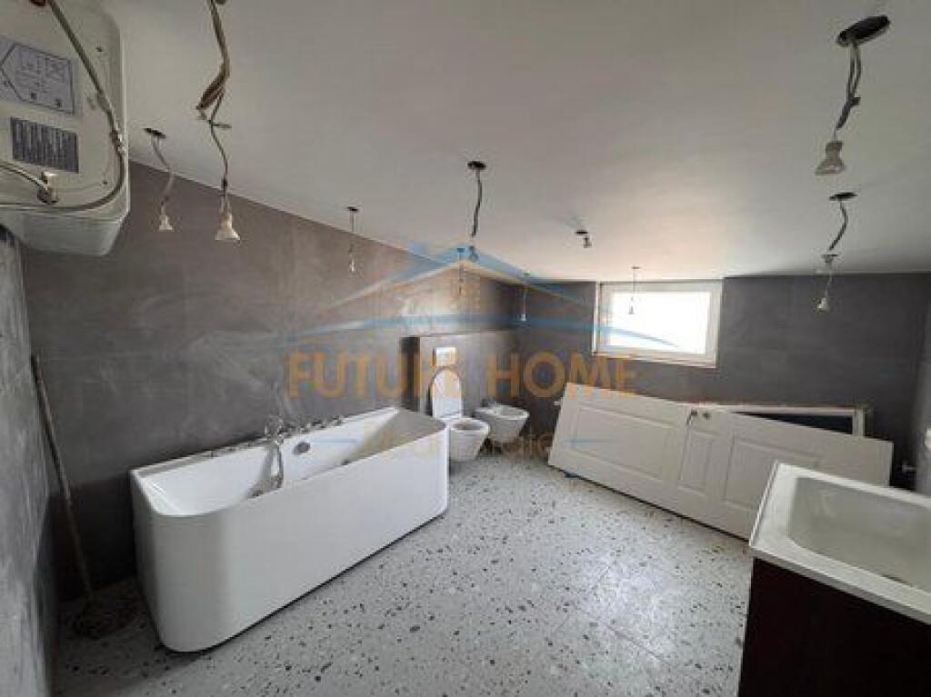 Shitet, Duplex, Shallvaret