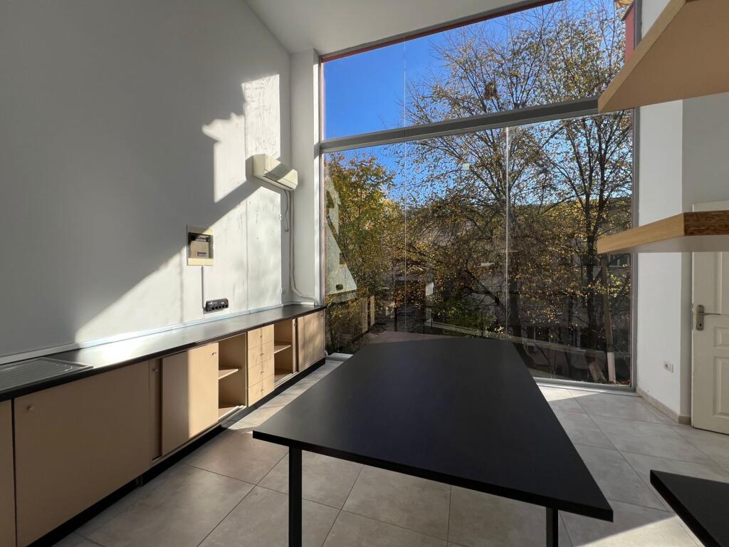 Premises for rent - Dry Lake