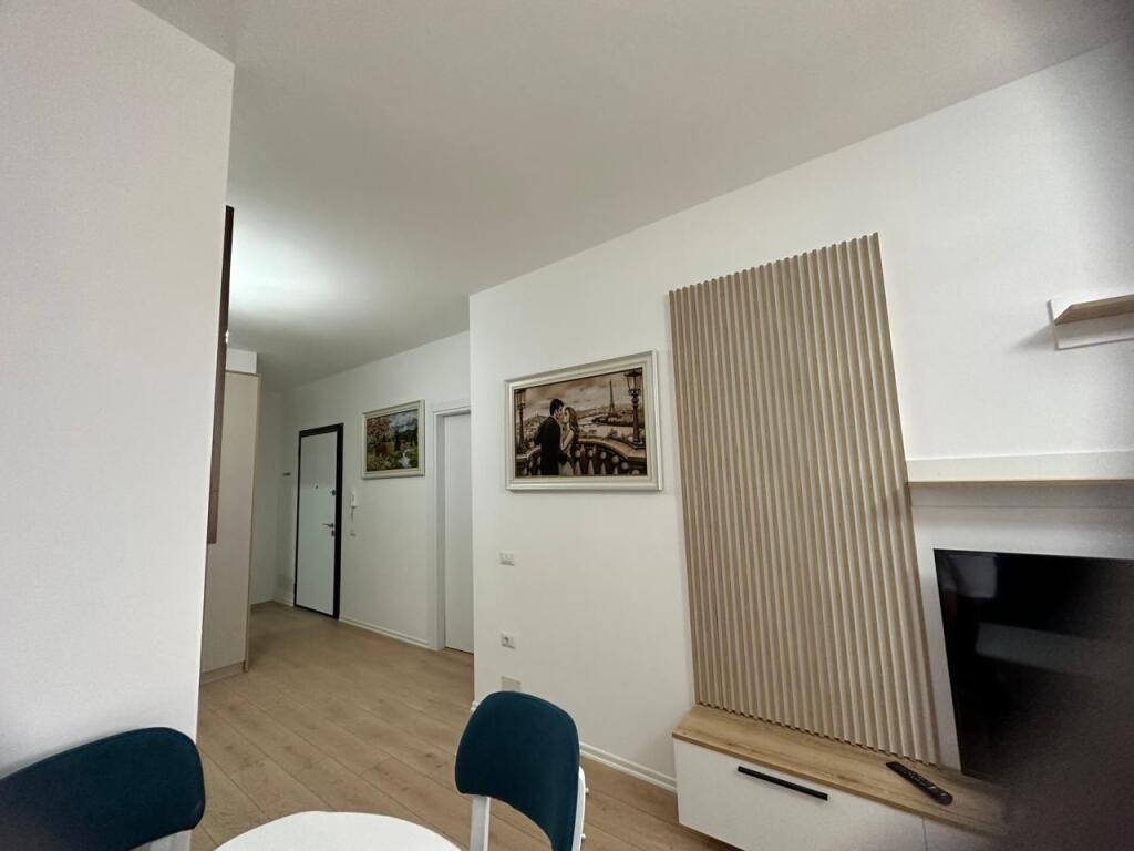 Jepet me qira apartament 1+1 📍 Grand Gallery, Yzberisht💶 Çmimi: 500 € / muaj