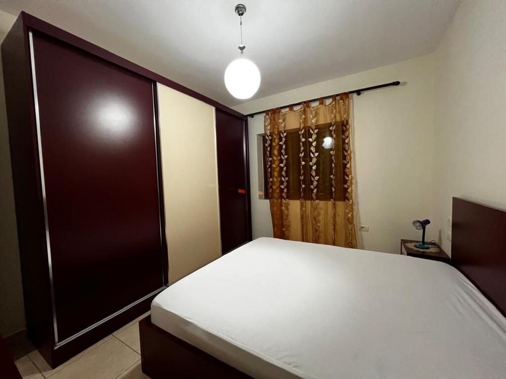 Apartment 1+1 for Long Term Rent - Dibra Street, Medresese Square Tirana