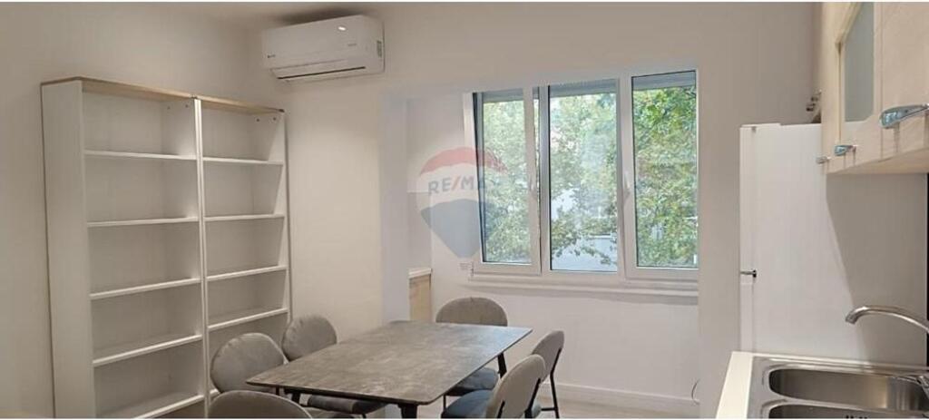 Appartamento - In Affitto - Via Mine Peza, Tirana