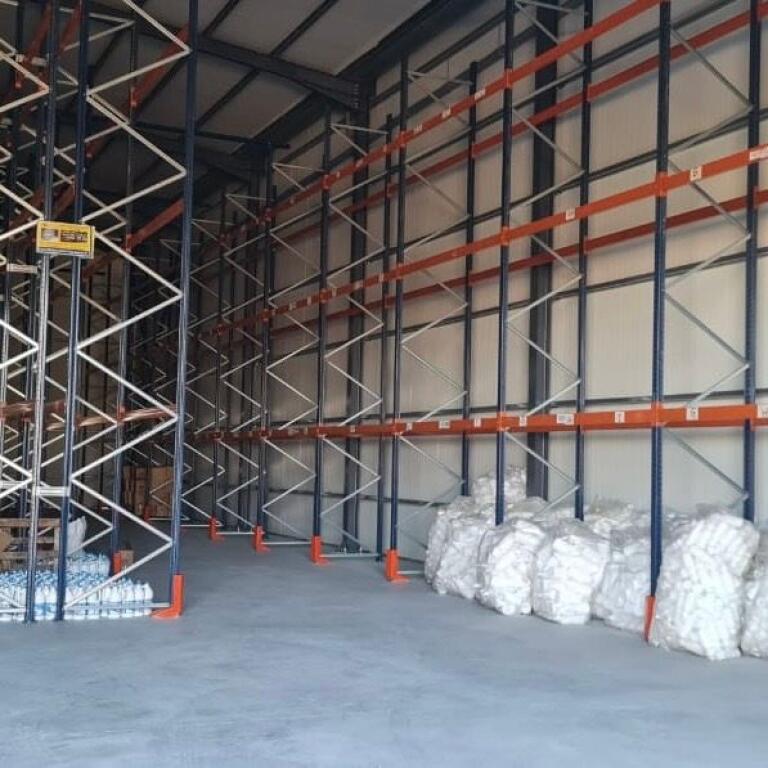 Magazzini in affitto Vorë
