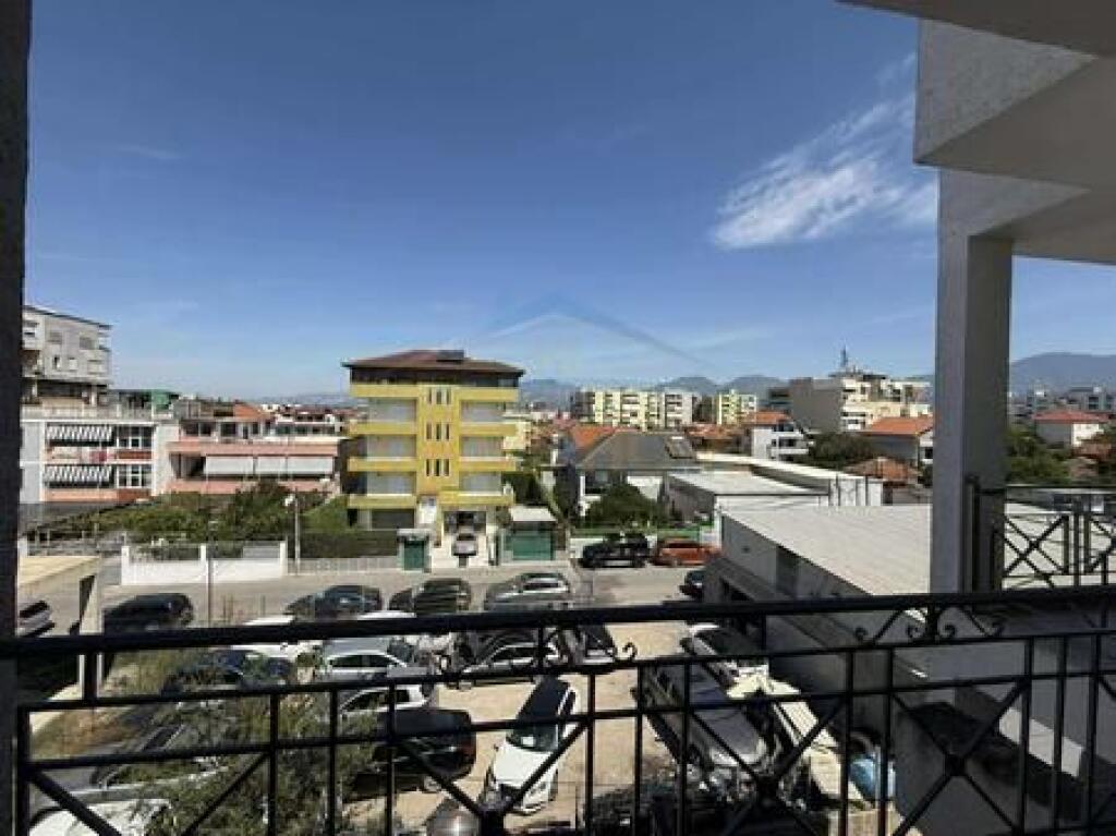 Rent, Apartment 2+1+2, Near Ardena.
