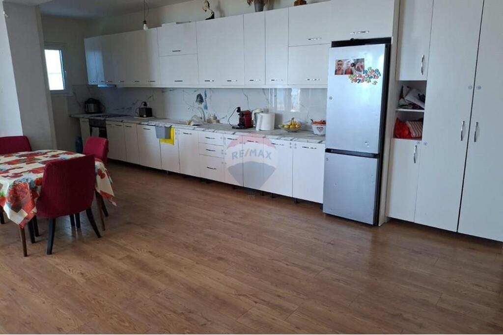 Penthouse Ekskluzive në Shitje, Plazhi i Vjetër, Vlorë