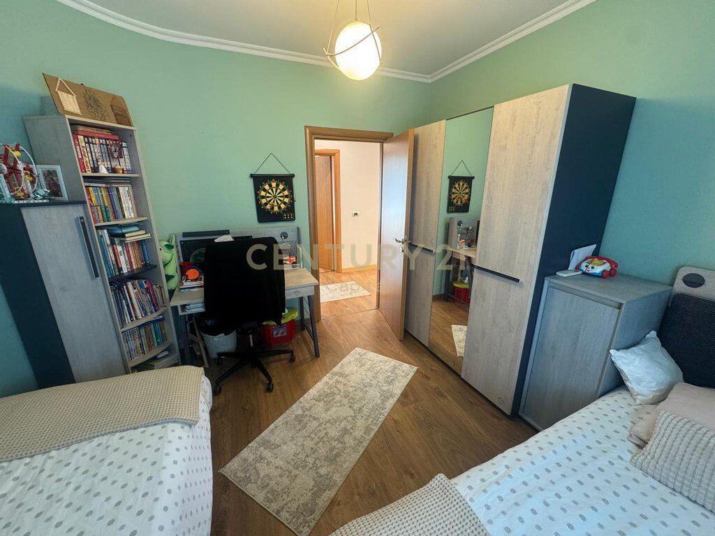 Shtet Super Apartament 3+1+2 + Depo + Verandë – Zona 5 Maj!