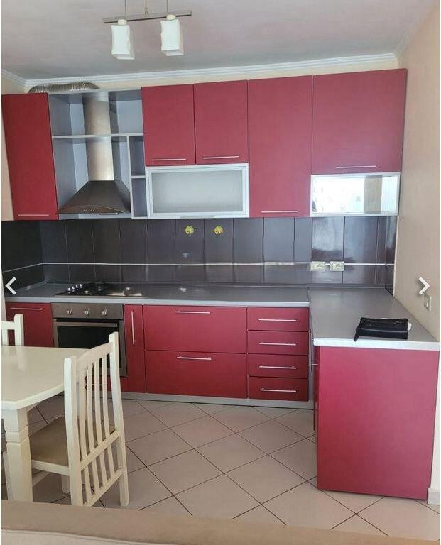 Appartamento 1+1 in Vendita a Komuna e Parisit 162.000 €