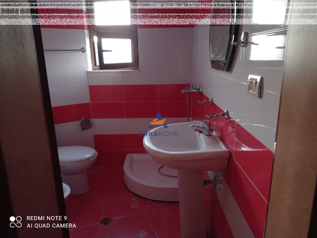 SHITET APARTAMENT 1+1+ BALLKON "RRUGA E ELBASANIT" 125.000 EURO