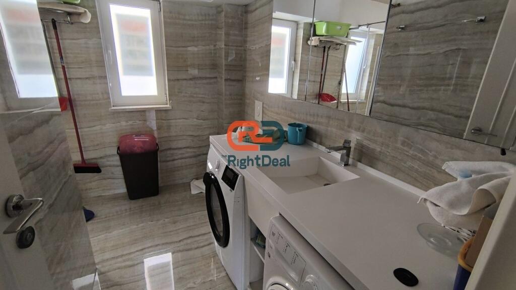 In Centro, Affittasi Appartamento 2+1 Con Posizione Perfetta!!