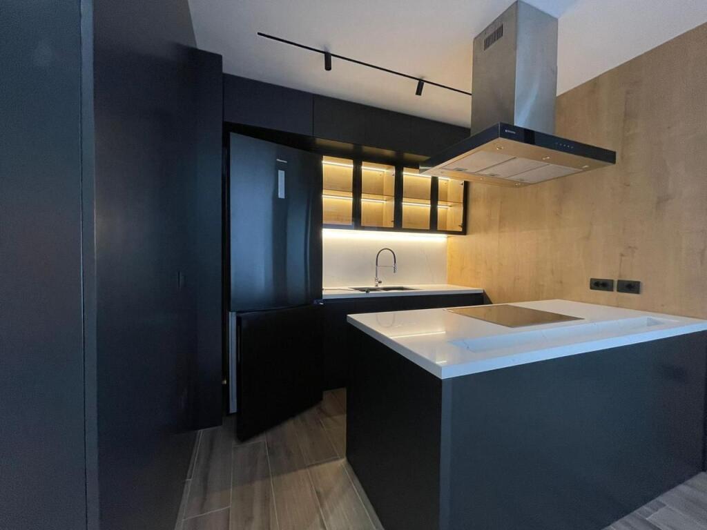 Apartment 2+1 for Long-Term Rent - Lungomare, Vlore