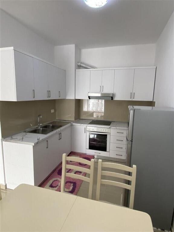 Apartament 1+1 me qira Astir