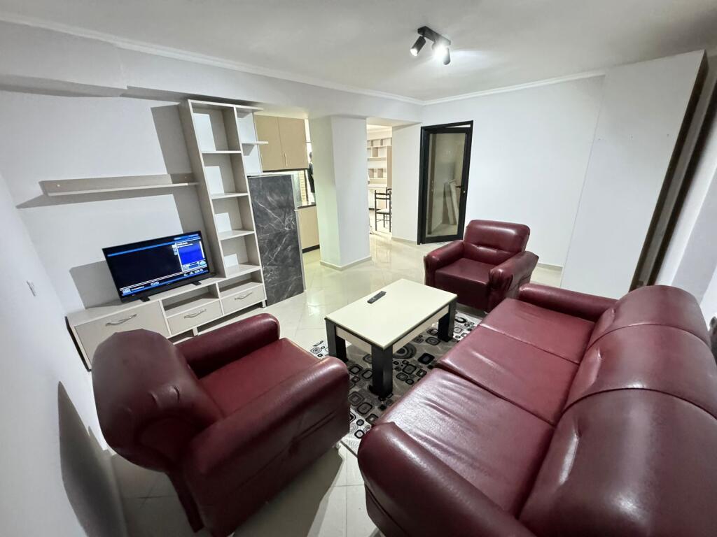 📣 Appartamento 1+1 in Vendita 📍Xhamlliku 🛣️ Di fronte alla Scuola Niket Dardani ✨💶Prezzo: 70000 Euro