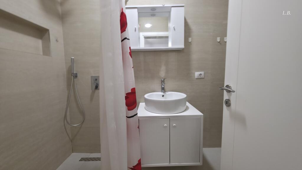 Jepet Apartament me Qira – FZ Residence