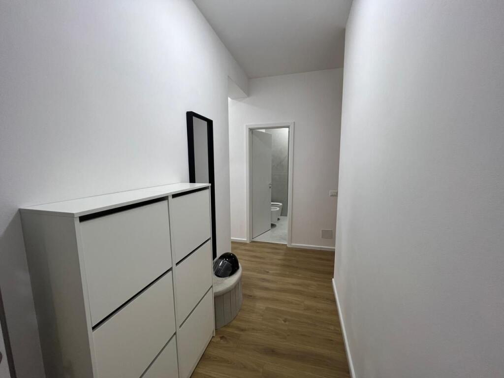 📣 QERA SUPER Apartament 2+1 Me 2 Tualete Dhe Ballkon 📍 Rezidenca OXA, Fresk ✨  💶 Cmimi 55000 lek