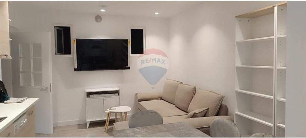 Appartamento - In Affitto - Via Mine Peza, Tirana