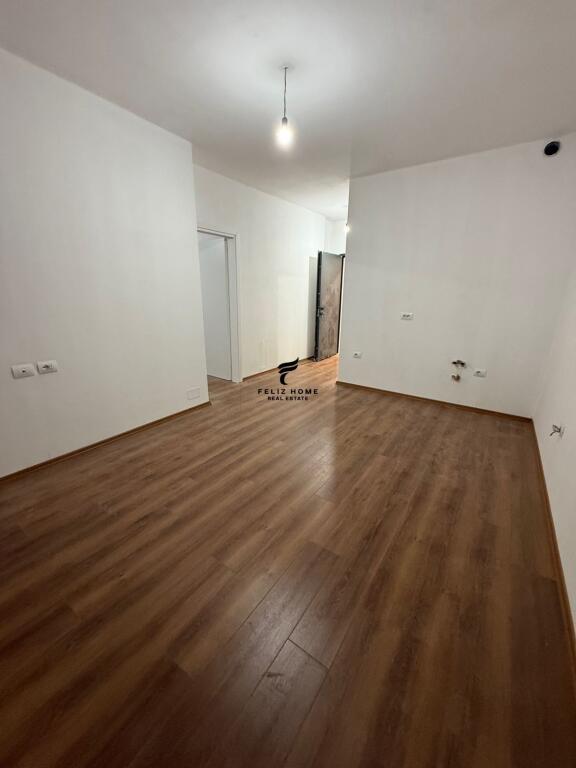 FOR SALE APARTMENT 1+1 ELBASAN STREET 130,000 EURO