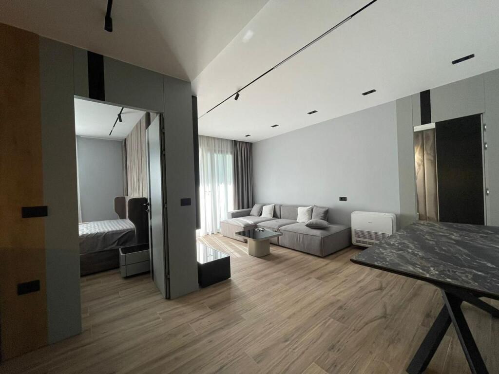Apartment 2+1 for Long-Term Rent - Lungomare, Vlore