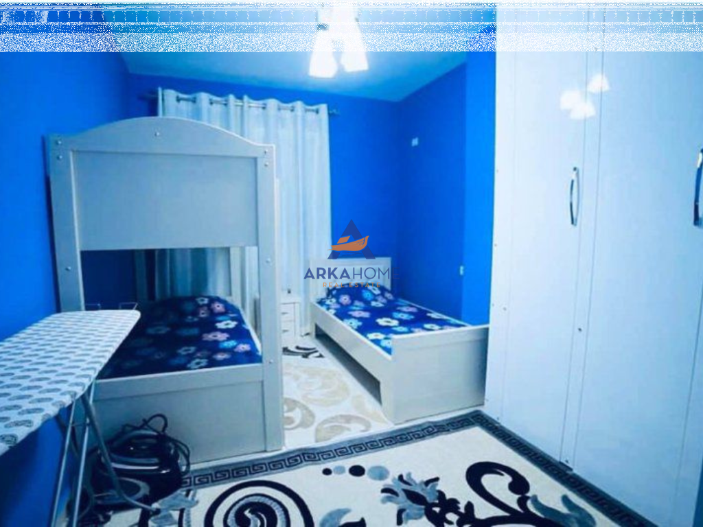 VENDESI APPARTAMENTO 2+1 "PALAZZI FRATARI, VICINO AL SUPERMERCATO SPAR" 135000 EURO