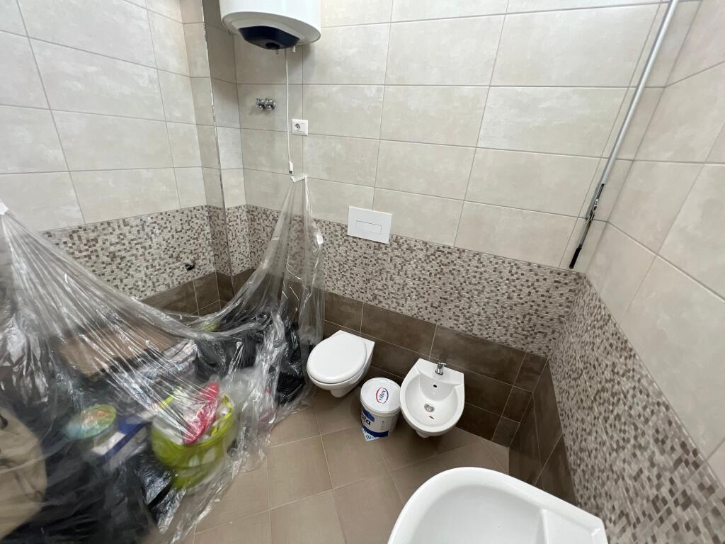 📣 QERA Apartament 3+1 Me 2 Tualete Dhe Ballkon 📍 Kompleksi Tower Bridge, Prane Komisariatit Nr. 4 ✨