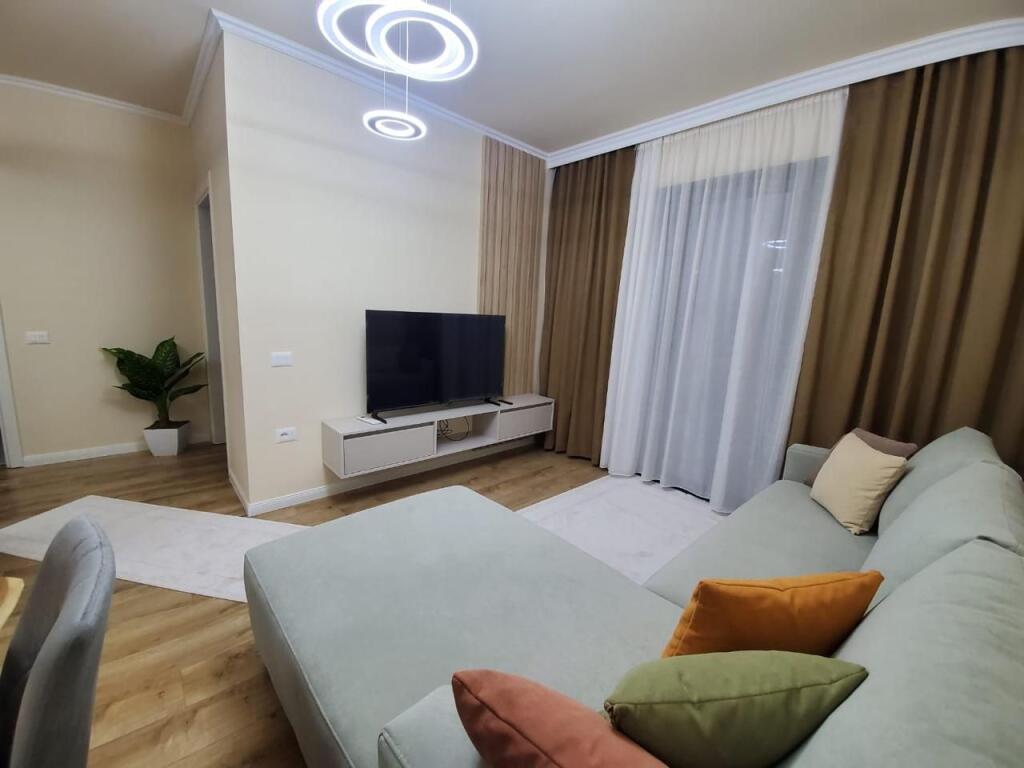 Apartament 1+1 me qira Liqeni i Thate