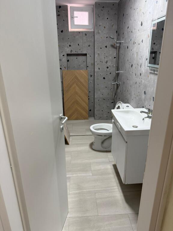 🏡 JEPET ME QIRA APARTAMENT 1+1 – SELITË