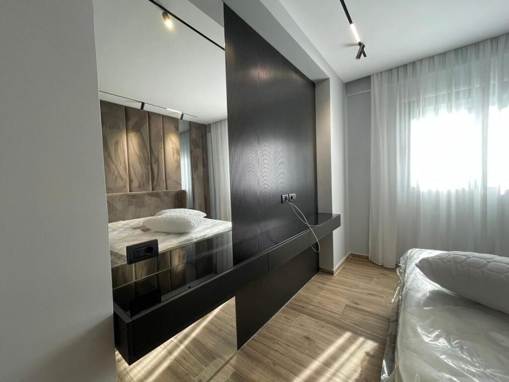 Apartment 2+1 for Long-Term Rent - Lungomare, Vlore