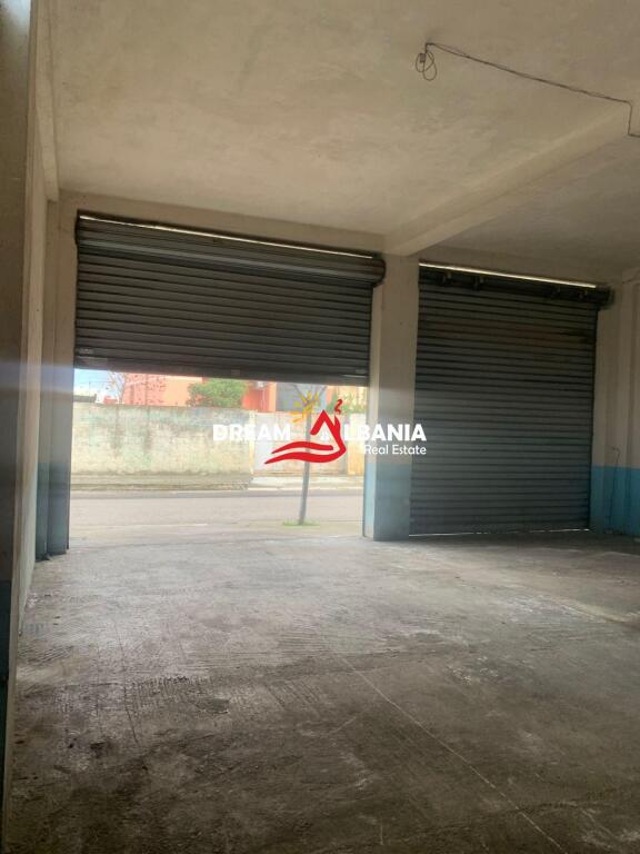 Warehouses for sale on the Tirana-Durres highway near QTU in Tirana (ID 4181061)