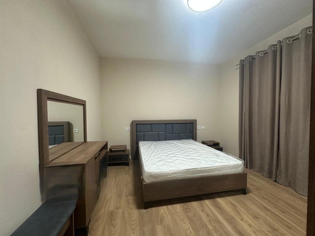 APARTAMENT PER QIRA 2+1 ME POST PARKIMI NE SAUK I RI! 550 € /Muaj