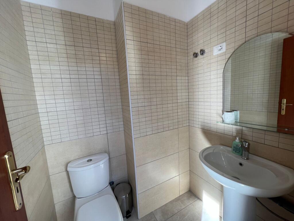 Premises for rent - Dry Lake