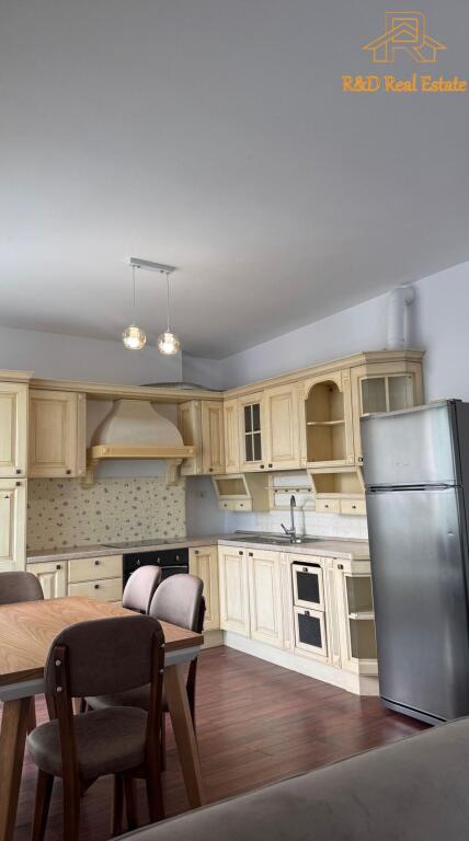 🏡 Jepet me qira – Apartament 2+1 + Ballkon  (Zona e kodres diellit)