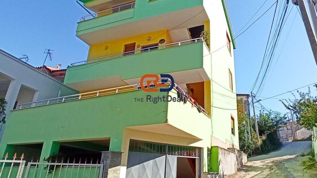 In Sauk, House for Sale 4 Floors With Fantastic View !!