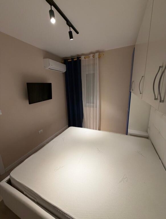 Qera, Apartament 1+1 Oxhaku Tirane