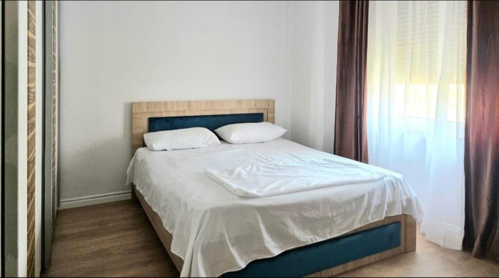 APPARTAMENTO IN AFFITTO 2+1 COMUNE DI PARIGI 800 EURO