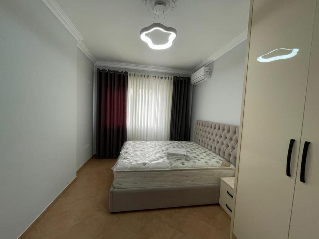 Appartamento moderno 2+1 in affitto in Via Kavaja!