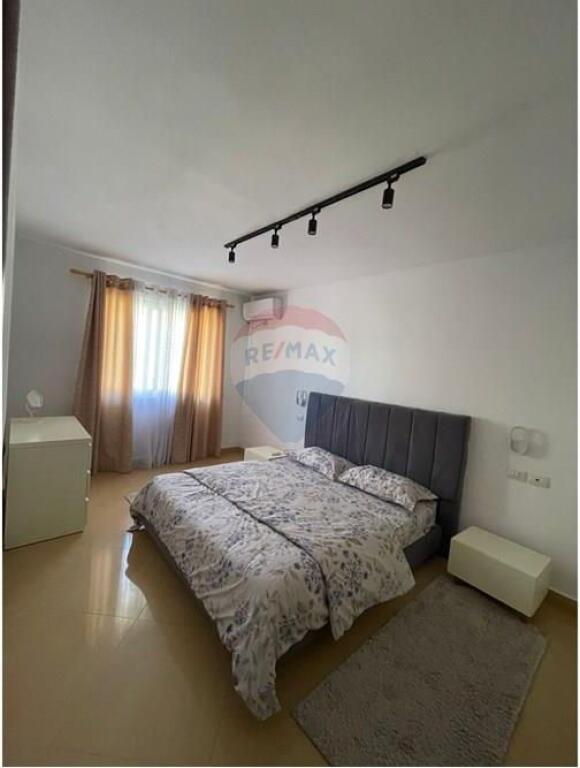 Apartment for rent 2+1 at Zogu I Boulevard, behind the Opera